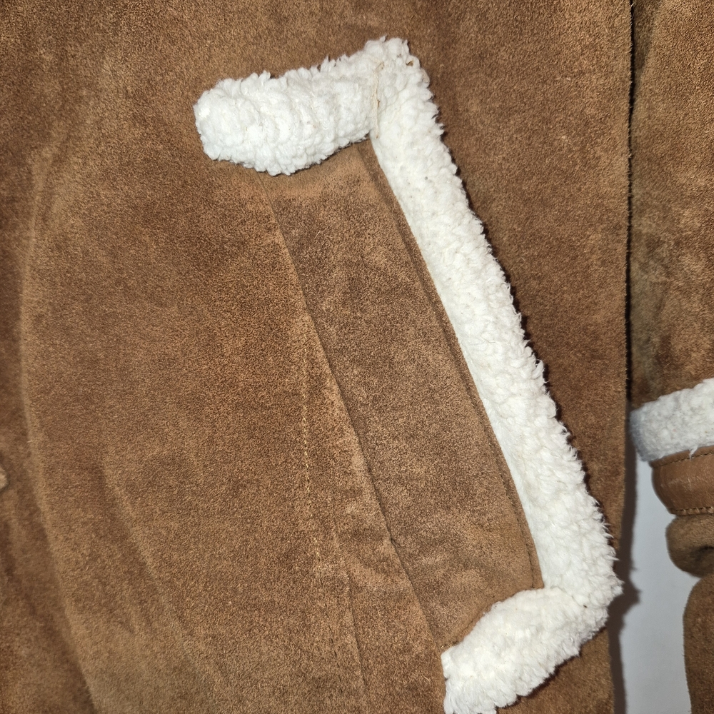 Brown and Cream Shearling Leather Jacket - Picture 5 of 8